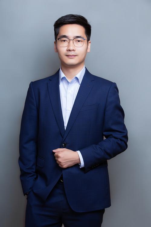 杨华 UI/UX设计总监